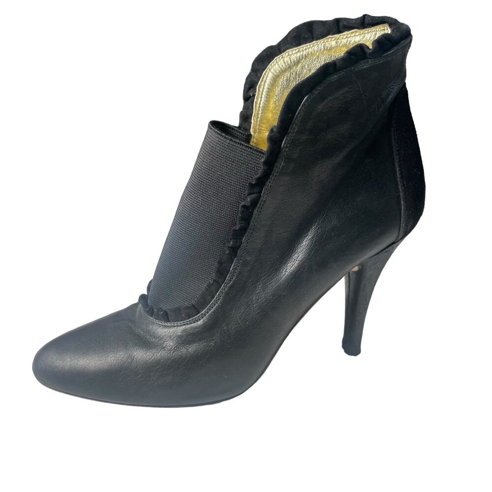 Te Casan Limited 100 NY Edition Ruffled Stiletto Ankle Boot Shoe Black Size 8